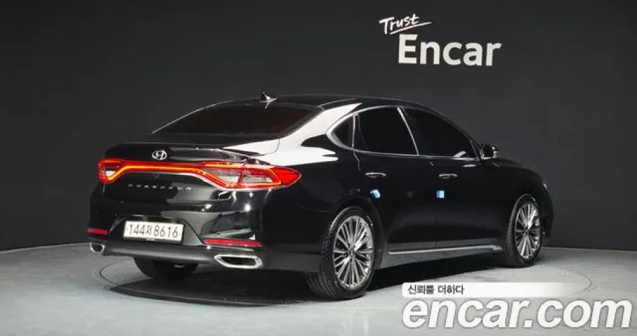 Hyundai Grandeur 