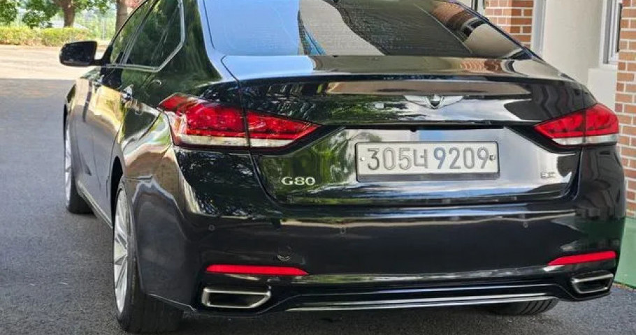 Genesis G80 