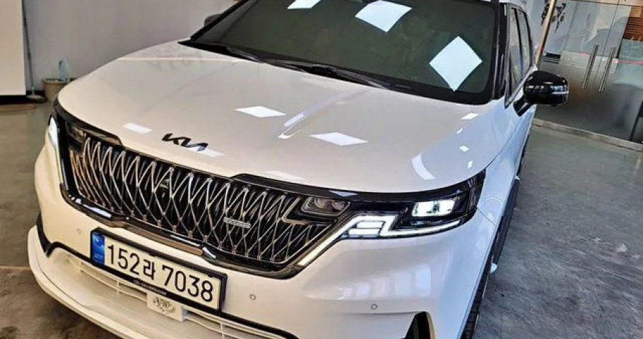Kia Carnival 