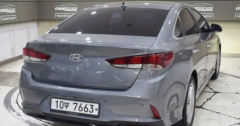 Hyundai Sonata 