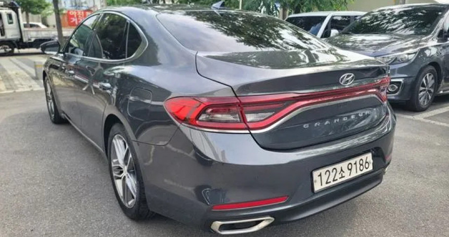 Hyundai Grandeur 