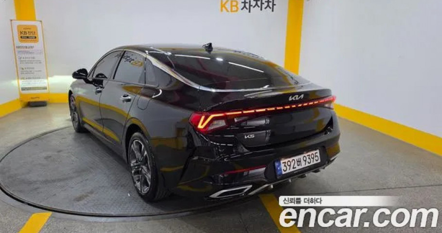Kia K5 