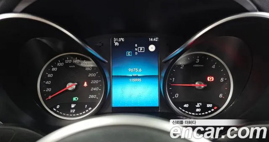 Mercedes-Benz C-Class 