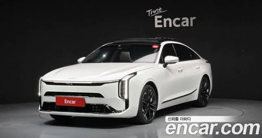 Kia K8 