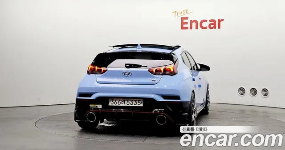 Hyundai Veloster 