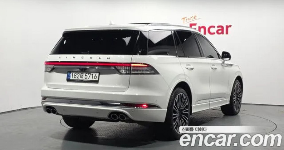 Lincoln Aviator 