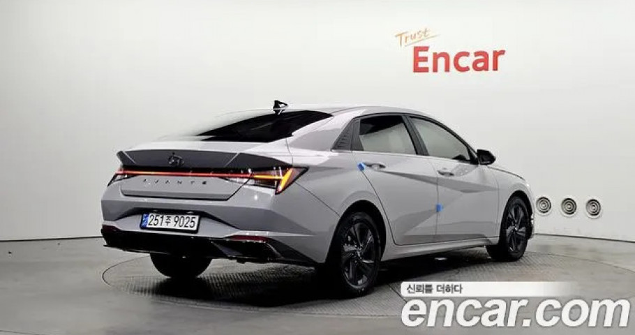 Hyundai Avante (Elantra) 