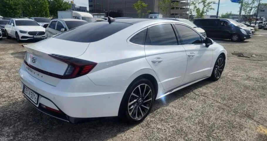 Hyundai Sonata 
