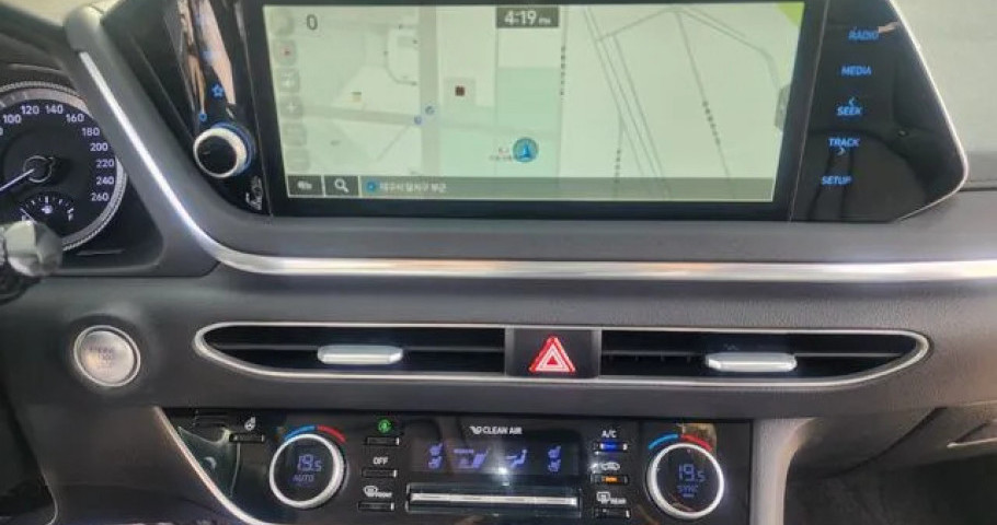 Hyundai Sonata 
