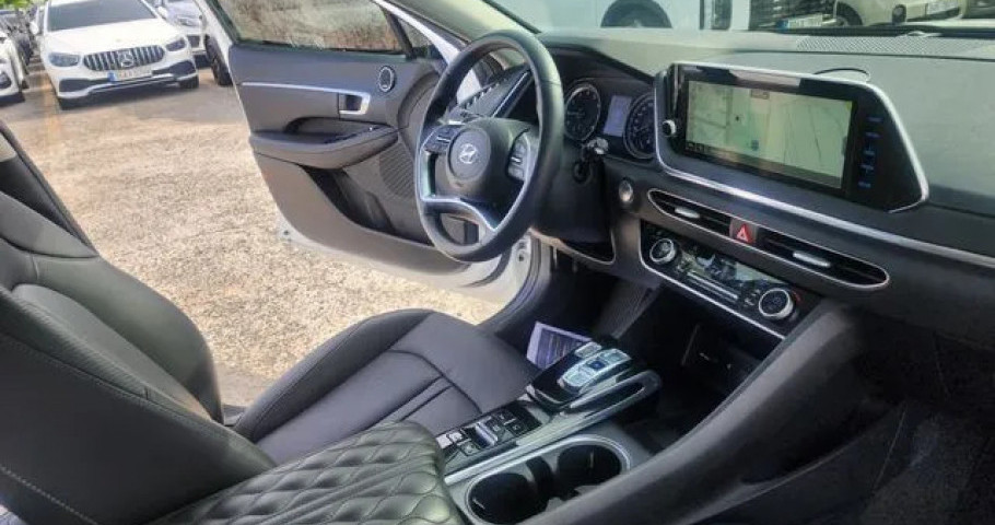 Hyundai Sonata 