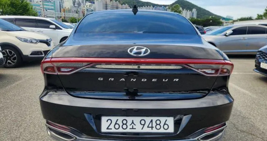 Hyundai Grandeur 