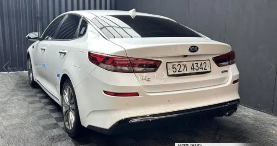 Kia K5 