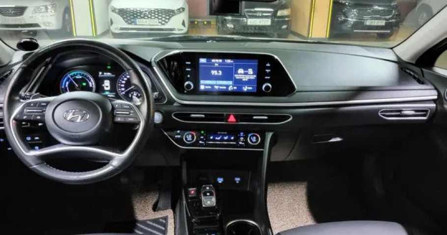 Hyundai Sonata 