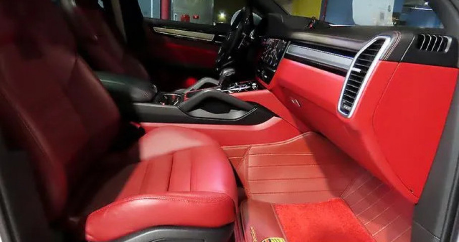 Porsche Cayenne 