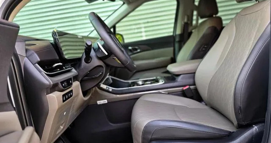Kia Carnival 
