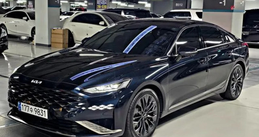 Kia K8 