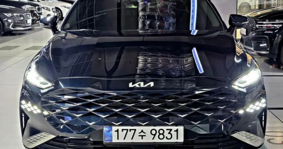 Kia K8 