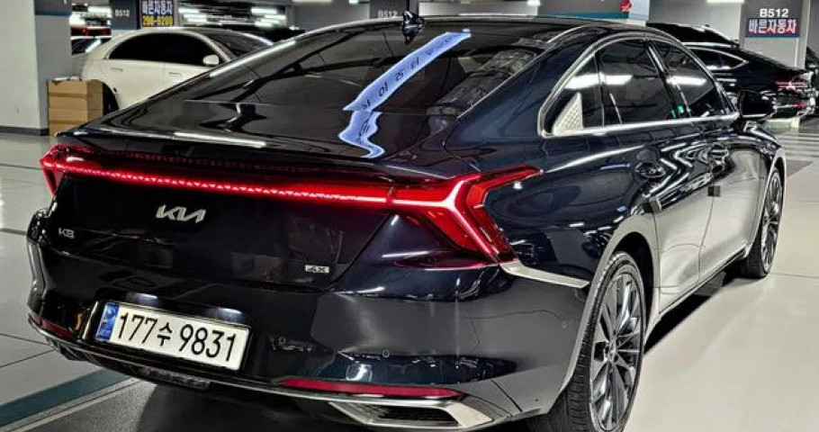 Kia K8 
