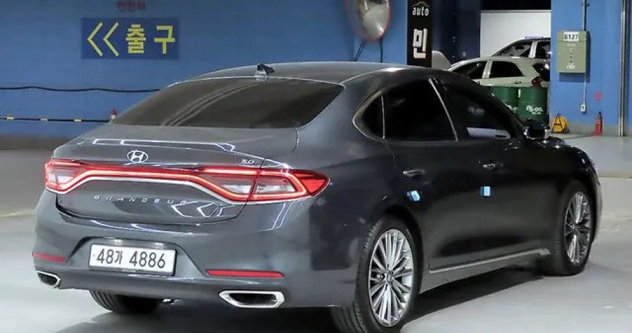 Hyundai Grandeur 