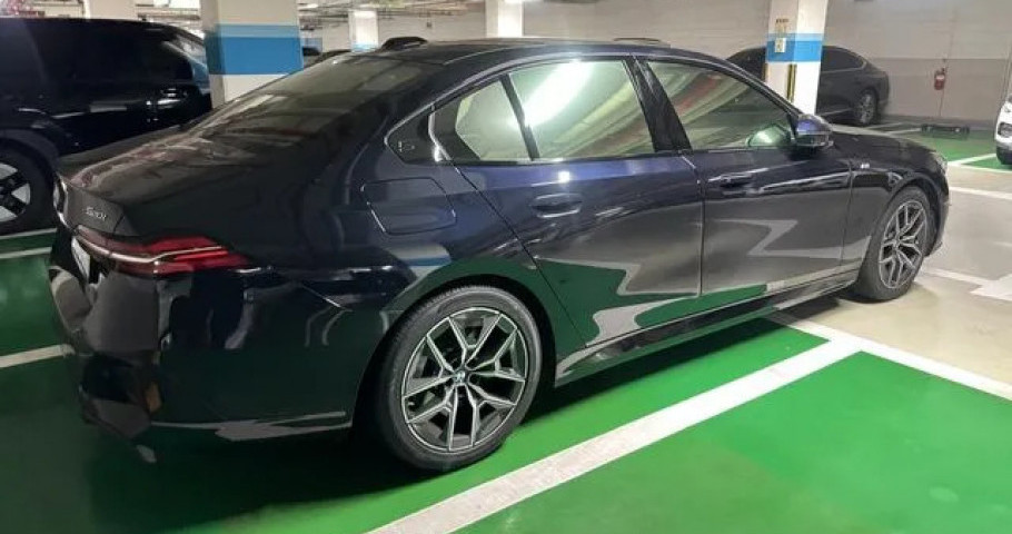 Bmw 5-Series 