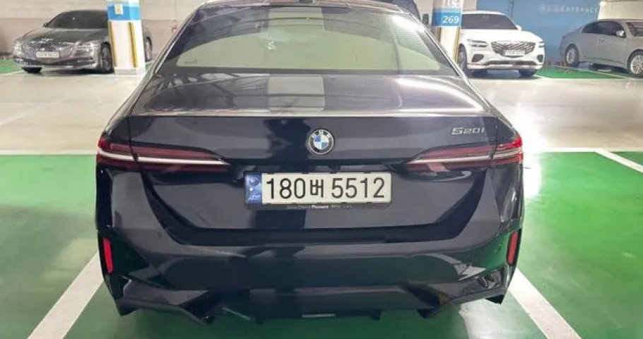 Bmw 5-Series 