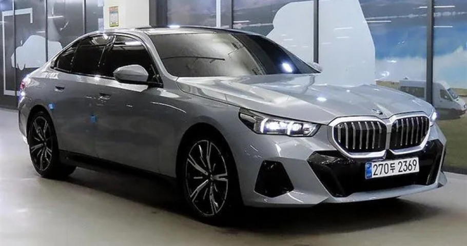 Bmw 5-Series 