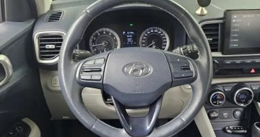Hyundai Venue 