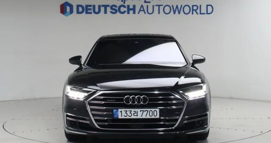 Audi A8 