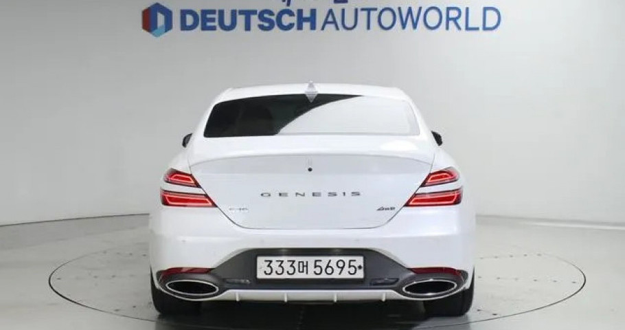 Genesis G70 