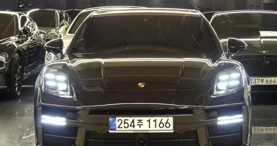 Porsche Panamera 