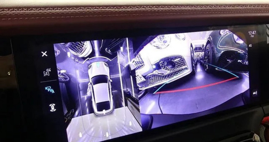 Porsche Panamera 