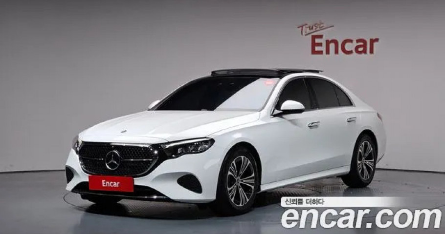 Mercedes-Benz E-Class 