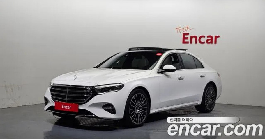 Mercedes-Benz E-Class 