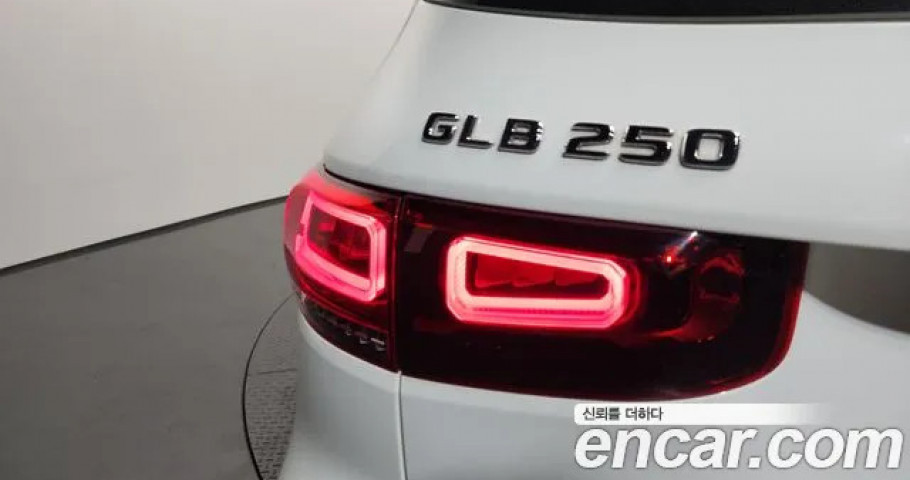 Mercedes-Benz Glb-Class 