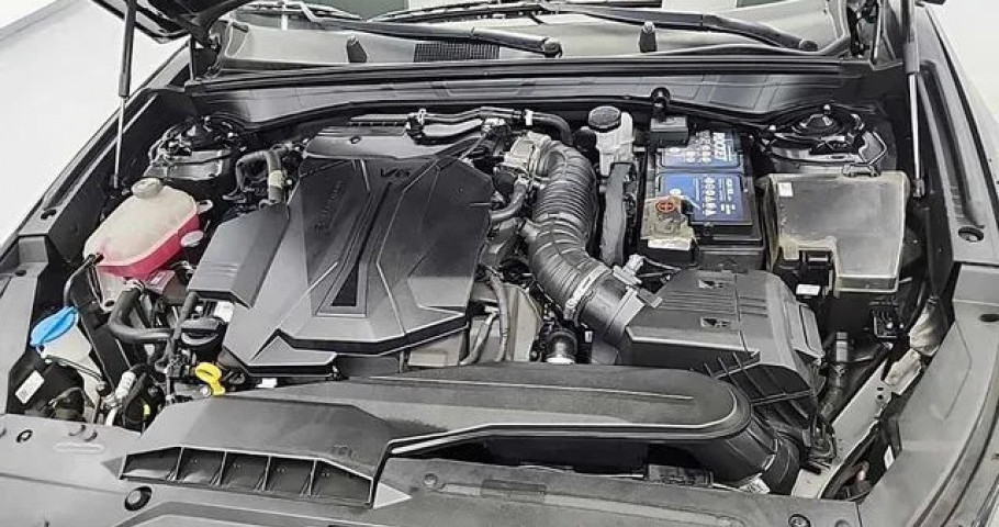 Kia K8 