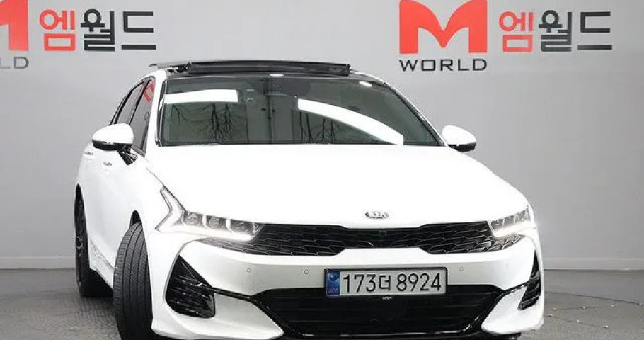 Kia K5 