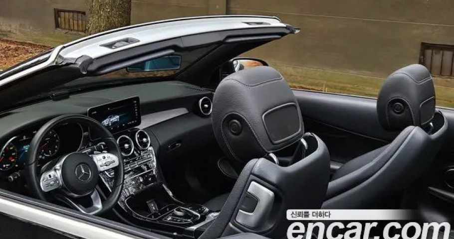 Mercedes-Benz C-Class 