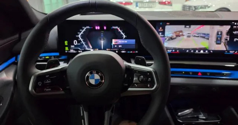 Bmw 5-Series 