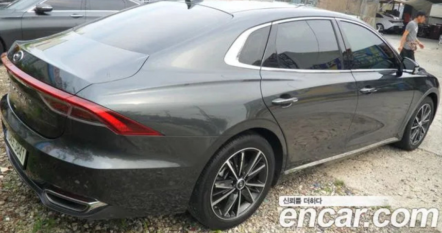 Hyundai Grandeur 