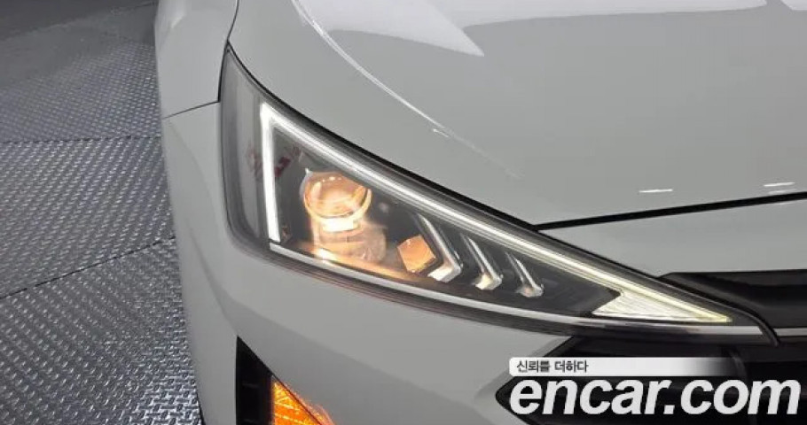 Hyundai Avante (Elantra) 