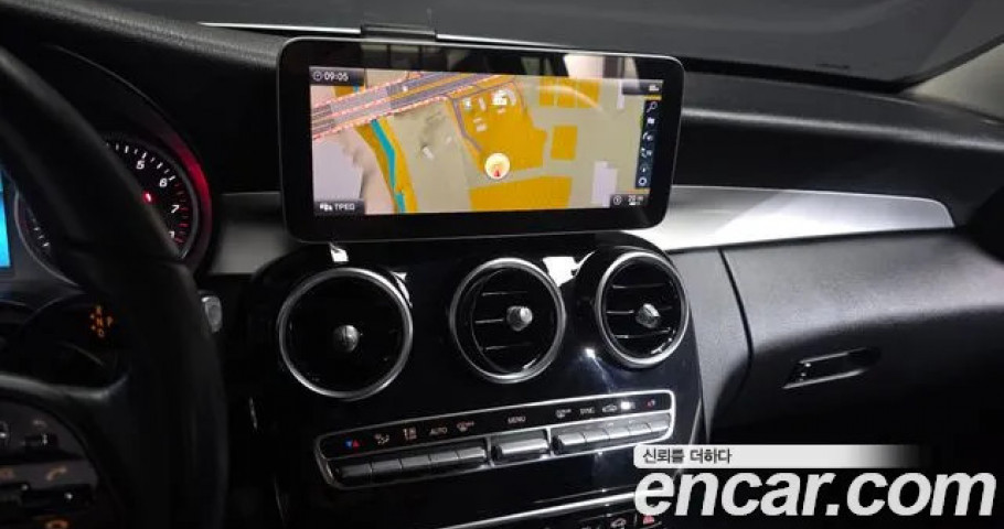 Mercedes-Benz C-Class 
