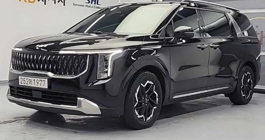 Kia Carnival 