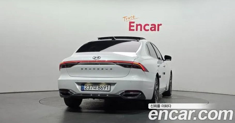 Hyundai Grandeur 