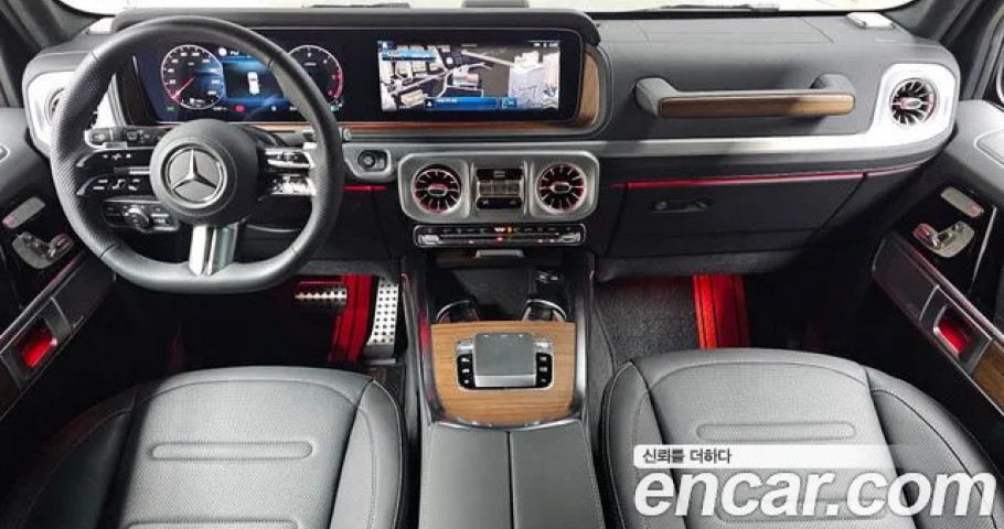 Mercedes-Benz G-Class 