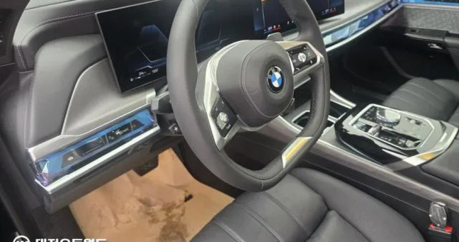 Bmw 7-Series 