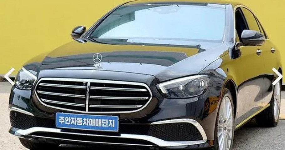 Mercedes-Benz E-Class 