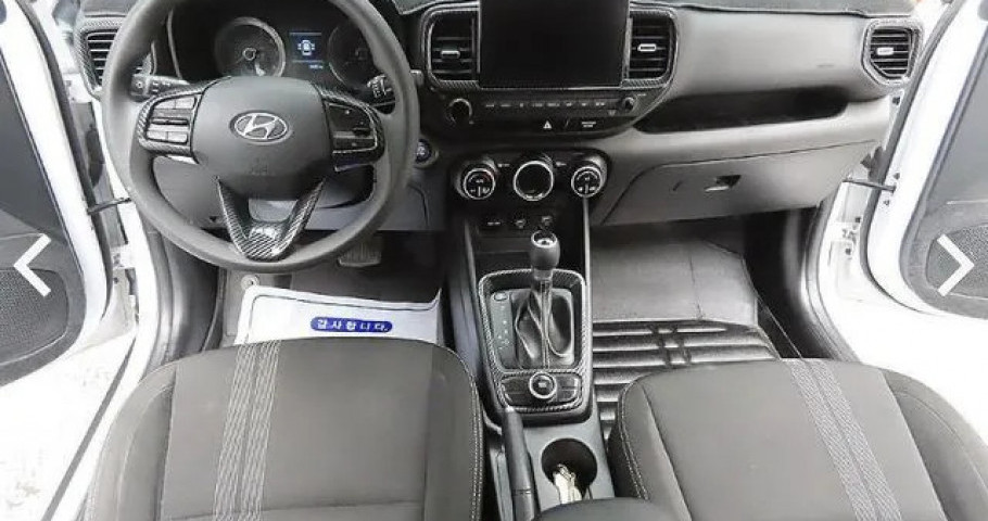 Hyundai Venue 