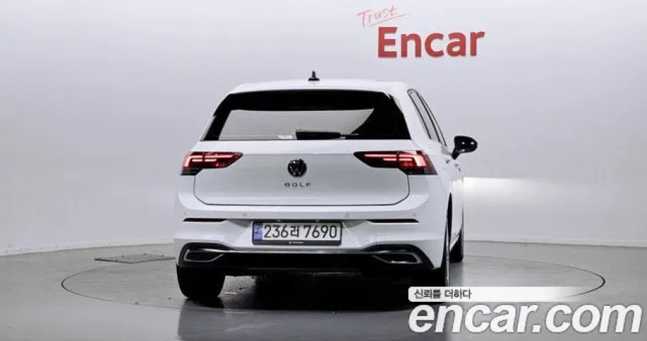 Volkswagen Golf 