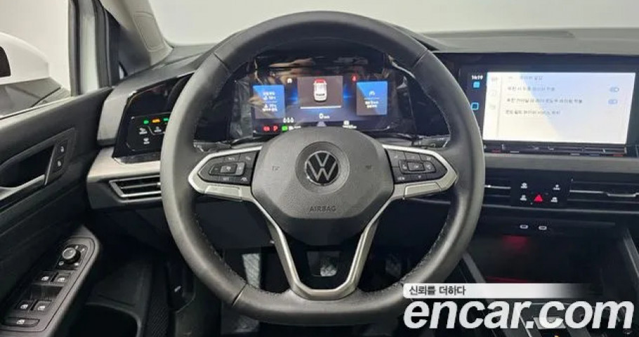 Volkswagen Golf 