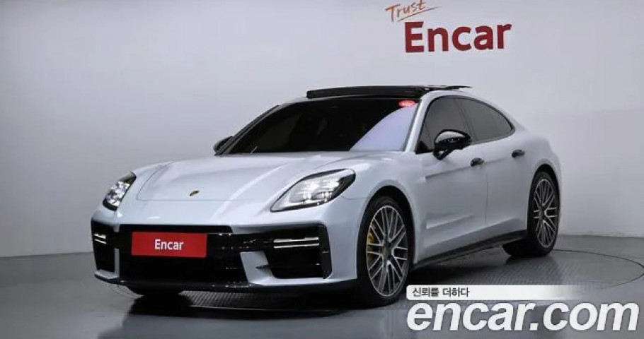 Porsche Panamera 